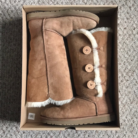 ugg bailey button triplet ugg bailey button triplet